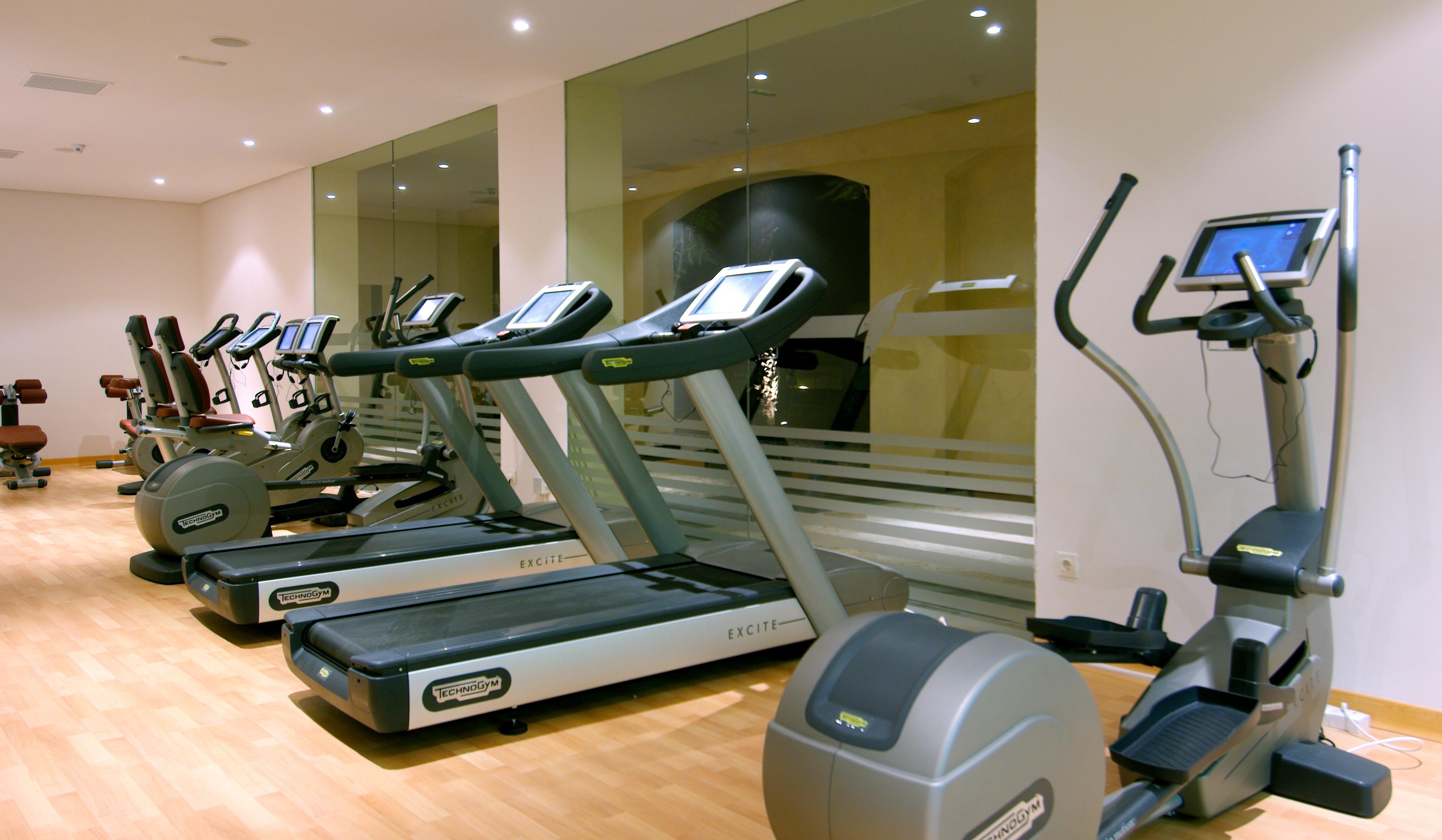 Hotel Vincci Selección La Plantación del Sur Costa Adeje  Exterior foto Treadmills in a gym